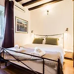 Leticia Apartament *