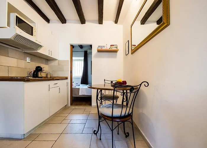 Leticia Appartement *